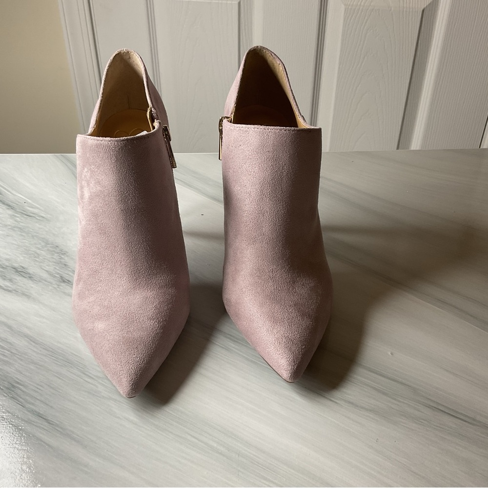 Jessica Simpson High heels